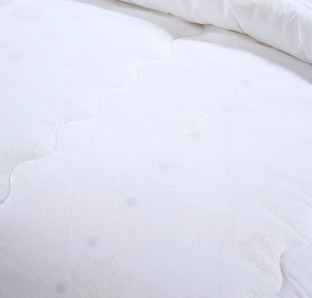 Natural Silk & Tourmaline Magnetic Energy Comforter Duvet