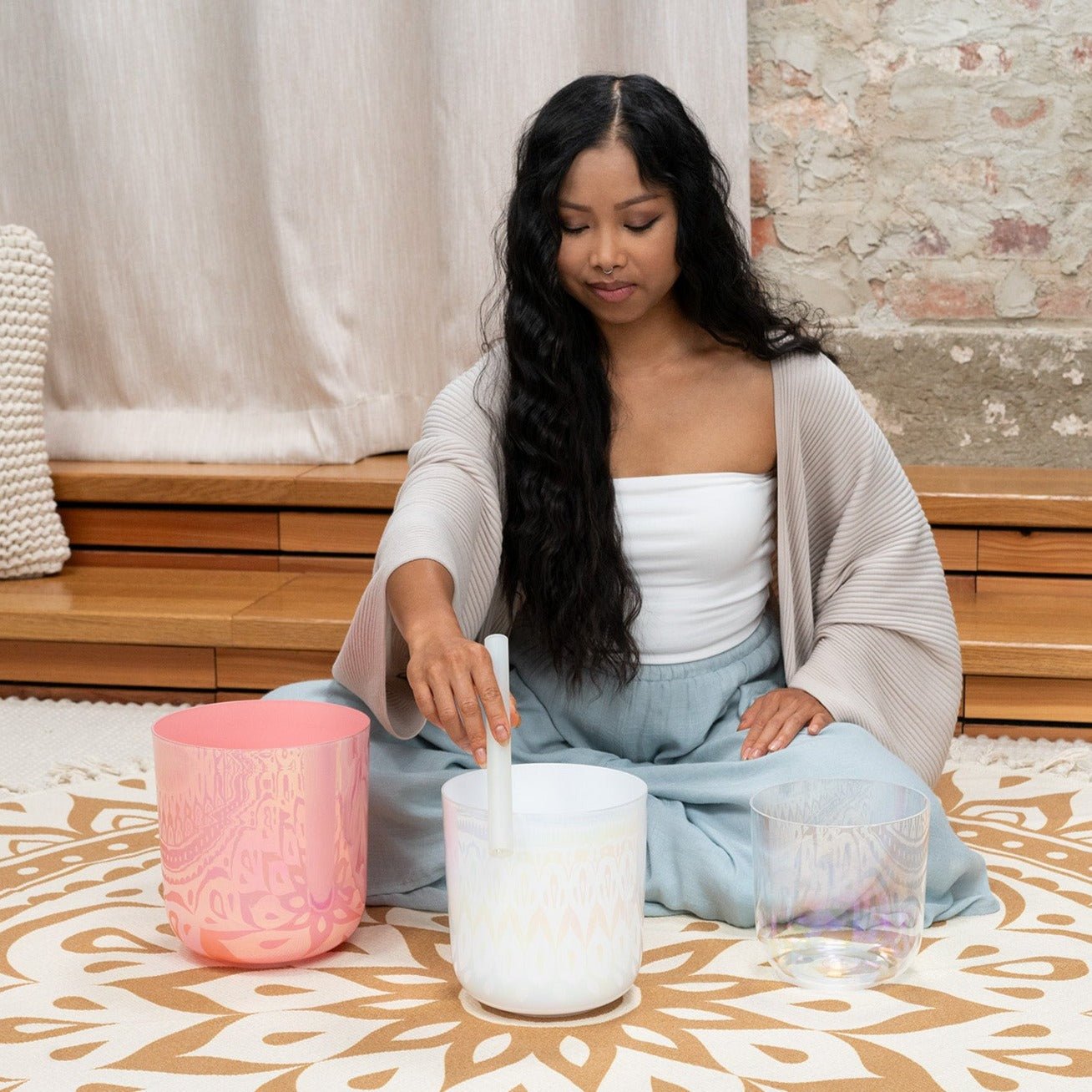 Three Essence Crystal Singing Bowl Set Notes: E4 B3 G3 - Aphrodite Wears Pink
