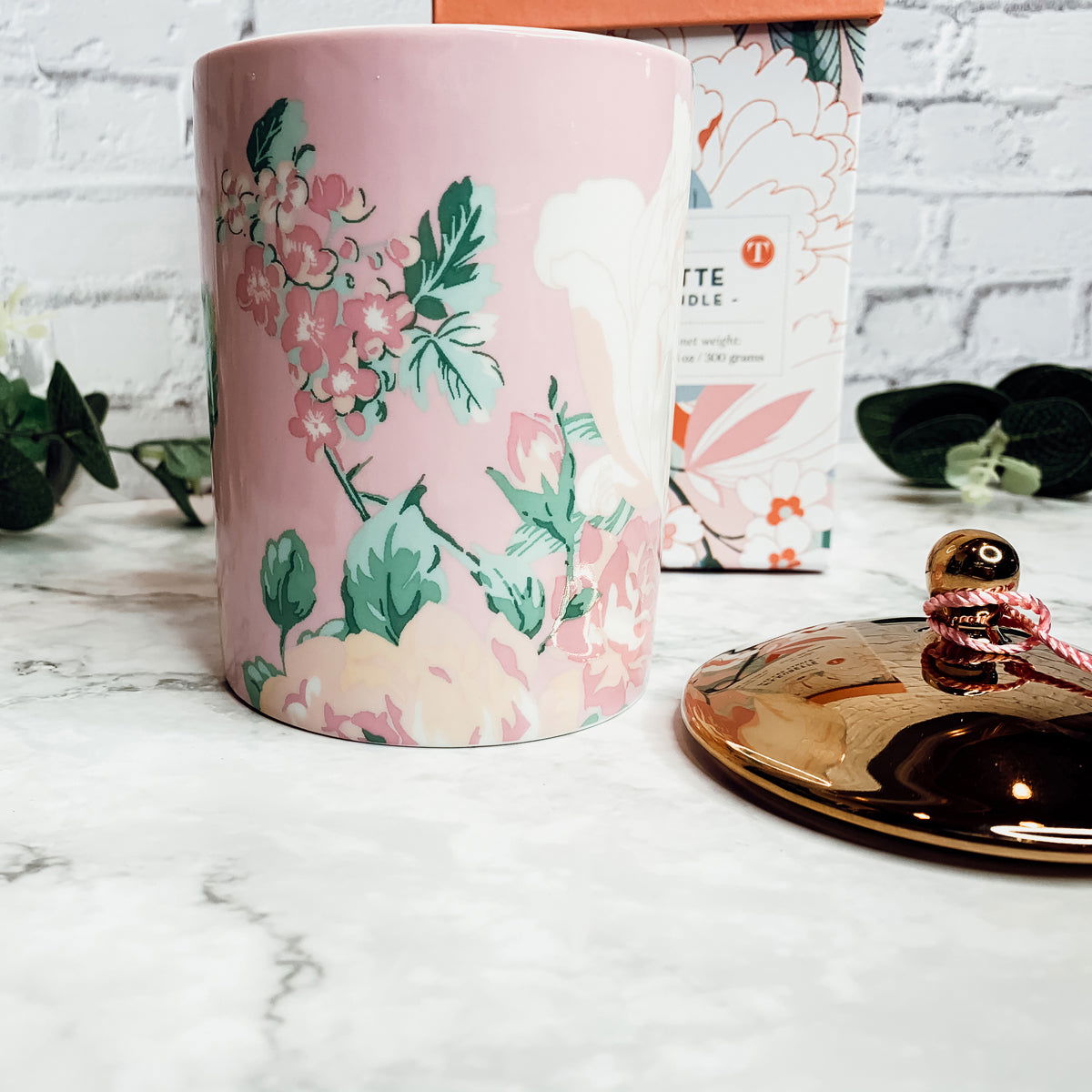 Vintage Floral Candle Set - Aphrodite Wears Pink