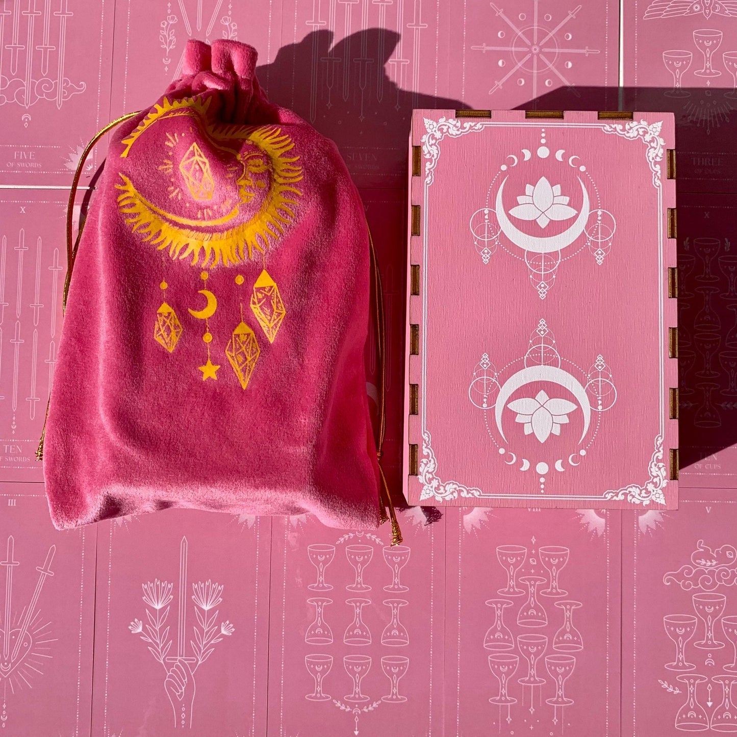 Pink Moon Tarot Deck